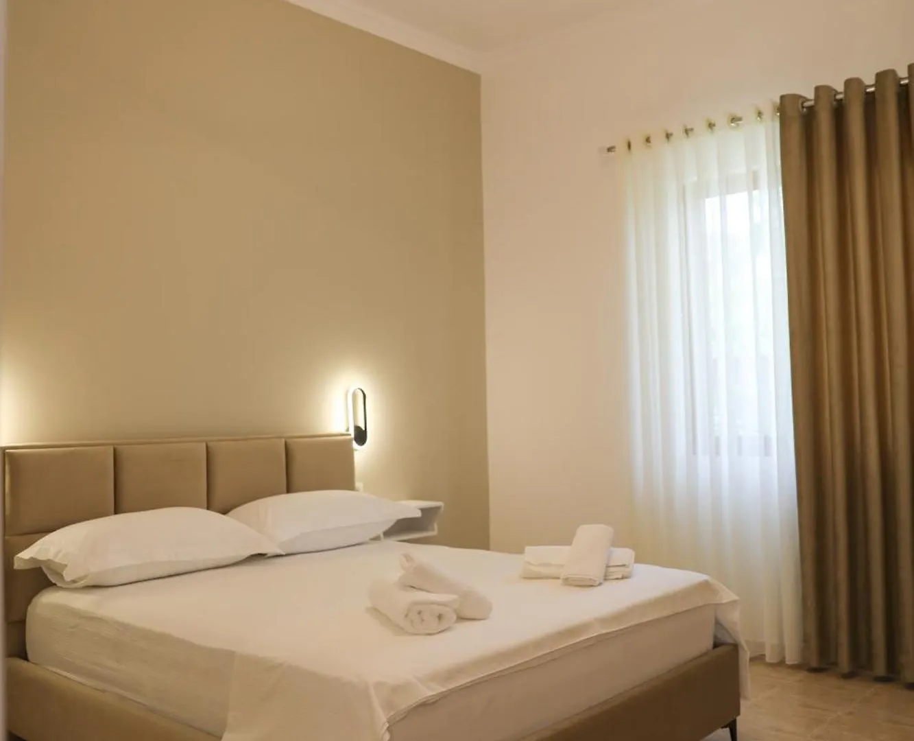 Penzion Hotel Garden Yard Berat